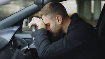 Oficial y confirmado | Prohibirán la circulación de todos los coches con más de 10 años que no cumplan con este requisito