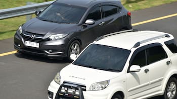 Es oficial: el Gobierno prohibirá los adelantamientos de vehículos en rutas de todo el país en estos casos