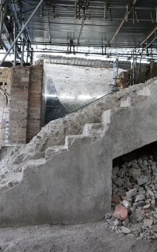 El hallazgo del siglo | Arqueólogos descubren una antigua escalera romana que lleva a la “Pompeya perdida”