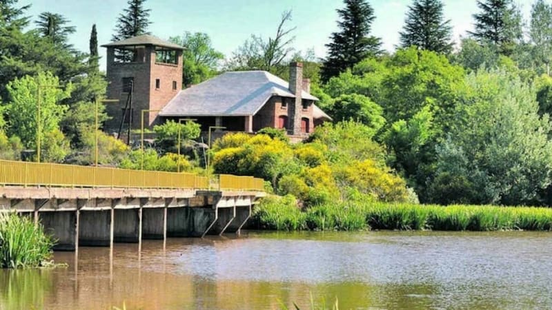 Escapada soñada: el pueblo escondido en Argentina con calles llenas de flores y vistas únicas de montaña