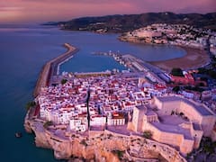 Escapadas baratas en España: los 3 destinos para viajar este verano sin gastar una fortuna