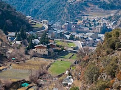 Este pueblito de Andorra queda cerca de España y tiene paisajes y un bonito parque, ideal para los niños