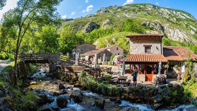 El pueblito de Asturias que está tan alejado que solo se puede llegar caminando y es ideal para desconectarse. Fuente: Shutterstock.