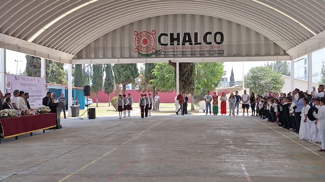 Nissan domina el mercado en México con unidades vendidas y su fundación con escuelas construidas