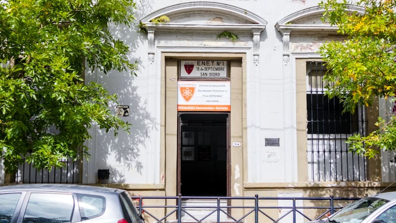 La Escuela Técnica N°3 fue afectada por un incendio en 2016. Foto: Municipio de San Isidro.