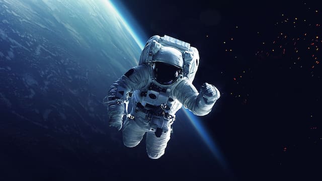 China incorpora una “air fryer” a su estación espacial: los astronautas podrán cocinar alitas de pollo, filetes y tarta en el espacio
