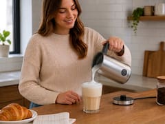 El espumador de leche más vendido de Lidl: cuenta con 4 programas distintos para obtener la textura deseada