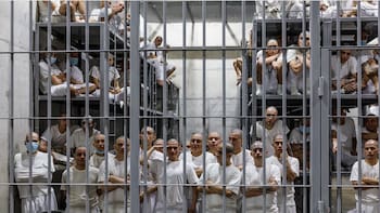 Llegan las “cárceles de Bukele” a América Latina: este es el país que va a copiar el modelo para terminar con la delincuencia para siempre