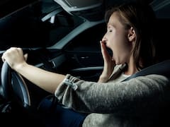 ¿Está permitido dormir en el coche? Todo conductor deberá cumplir con lo que dice la DGT