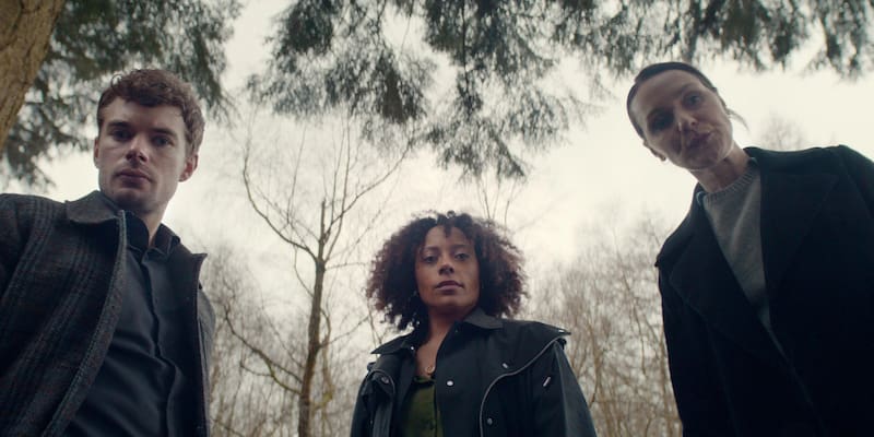 Netflix reveló un caso sin resolver tras 15 años de misterio: ¿qué sucede en El Rastro, la serie sueca que no pierde lugar?