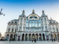 Le dicen “la Catedral del Ferrocarril”: es la estación de tren más linda del mundo y destaca por su impresionante cúpula de cristal de 75 metros