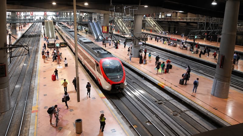 El Sindicato de Maquinistas Semaf ha convocado una huelga de 24 horas en todas las empresas del Grupo Renfe para el próximo 29 de octubre.