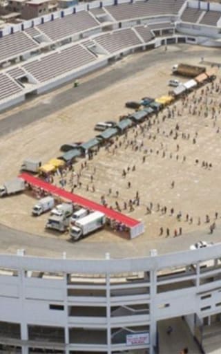 El escándalo del estadio que costó más de 5 millones de dólares, tiene 50 palcos y lleva 14 años convertido en basurero