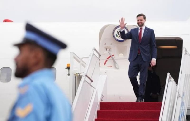El vicepresidente estadounidense, JD Vance, arribó a territorio suizo para avanzar en la limitación del programa nuclear y consolidar el pacto (Foto: Xinhua)