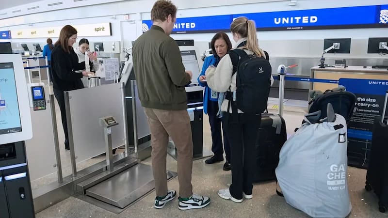Estados Unidos, Canadá, Reino Unido y Australia pueden prohibirte ingresar y cancelan tu visa por un objeto que millones llevan en la valija