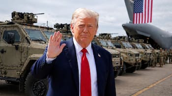 EE.UU refuerza su presencia en América Latina: envió 11 vehículos de guerra equipados con ametralladoras y sistemas de defensa