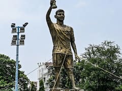 Eliminarán una estatua gigante de Messi a 6 meses de su inauguración