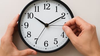 Cambia la hora en 2026: cuándo y cómo ajustar los relojes correctamente