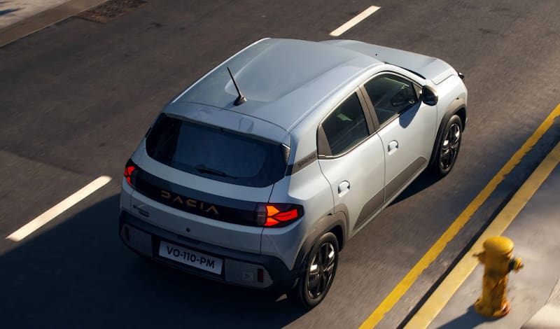 Este nuevo coche de Dacia es 100% eléctrico: utiliza tecnología avanzada y cargarlo cuesta hasta 4 veces menos que uno a gasolina.