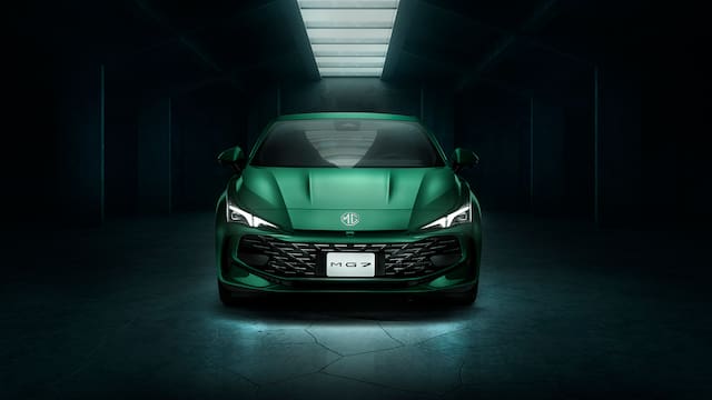 Este nuevo modelo de MG recuerda al Porsche Panamera: el coche híbrido se vende por menos de 14000 euros