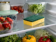 Poner una esponja en el cajón de frutas y verduras: por qué lo recomiendan y para qué sirve