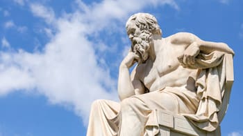Sócrates, filósofo griego: “El amigo debe ser como el dinero; antes de necesitarlo, es necesario saber su valor”