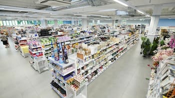 Ya llegó: el supermercado que ofrece 1500 productos por un euro o menos