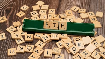 Estos fondos son la apuesta para invertir mientras las tasas bajan en México