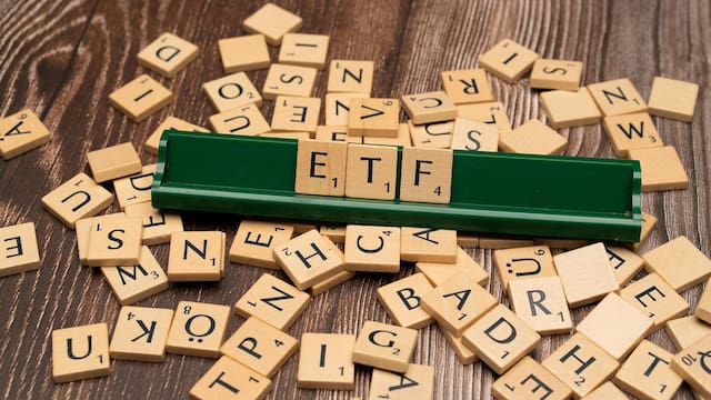 Estos fondos son la apuesta para invertir mientras las tasas bajan en México