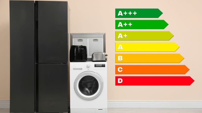 Cambian las Etiqueta de Eficiencia Energética: cómo reconocer ahora qué electrodoméstico gasta menos para no tener sorpresas en la boleta de luz