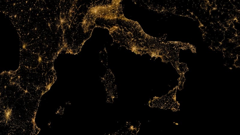 Don Pettit, astronauta de la NASA, documentó la transición en la Tierra del alumbrado urbano por 23 años: “He fotografiado cada ciudad importante y...”