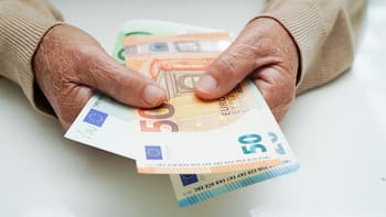 Excelente noticia para los que nacieron antes de 1973. El SEPE tiene este subsidio de más de 5000 euros, ¿cómo cobrarlo?