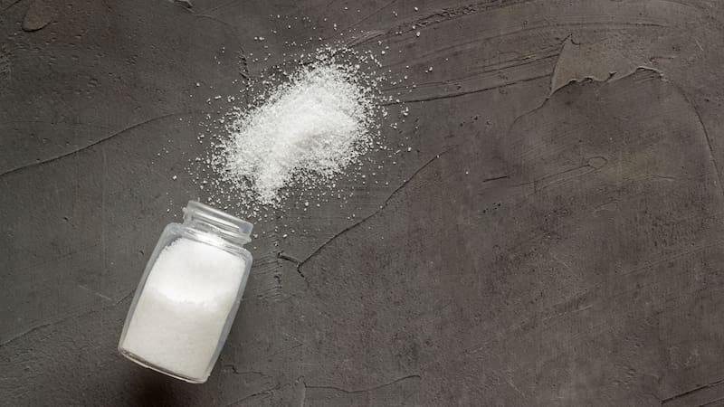 La clave es secar la sal con calor suave y usar un recipiente adecuado. (Foto: archivo)