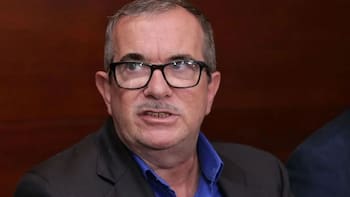 Exjefe de las Farc apoyó a Iván Cepeda y pidió fortalecer la implementación del Acuerdo de Paz