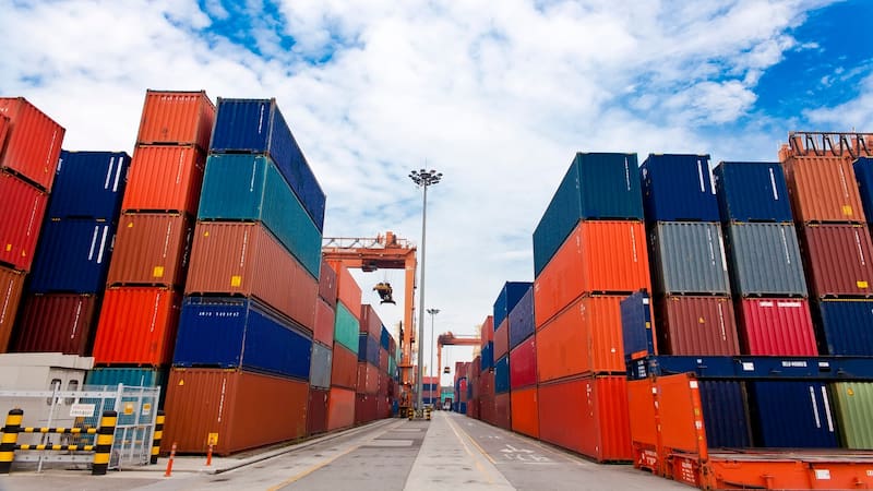 Argentina registró un superávit comercial de u$s 2.976 millones, más de tres veces el saldo de u$s 937 millones obtenido en septiembre de 2025.