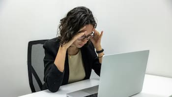 Confirmaron la jornada laboral de 13 horas: cómo será la nueva medida y qué cambia para los trabajadores en Grecia