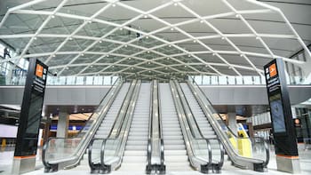 Cierre parcial de Ezeiza por obras: qué aerolíneas cancelan vuelos, cuáles siguen operando y desde cuándo
