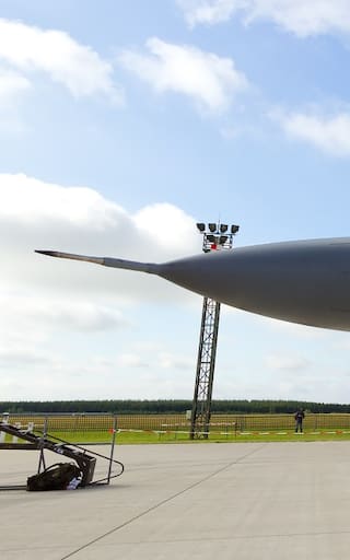 El F-16 argentino suma un arma letal de última generación que cambia el equilibrio de poder en la región