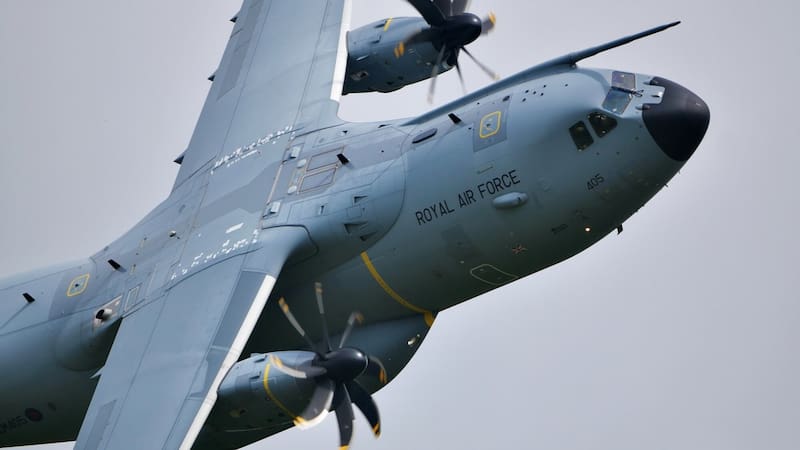 “Extrema gravedad” | Denuncian que un avión militar voló sin autorización sobre Argentina y generó alerta máxima en el país.