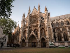 En 1869, hallaron una tumba romana con una cruz medieval en una abadía de Londres: 157 años después, creen que el esqueleto perteneció a un antiguo líder religioso