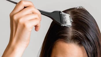 El final de las canas | El tinte casero y libre de químicos que recupera la melanina del cabello: aporta brillo y suavidad