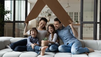 Confirmado | Todas las familias del país podrían recibir 200 euros al mes por cada hijo a cargo