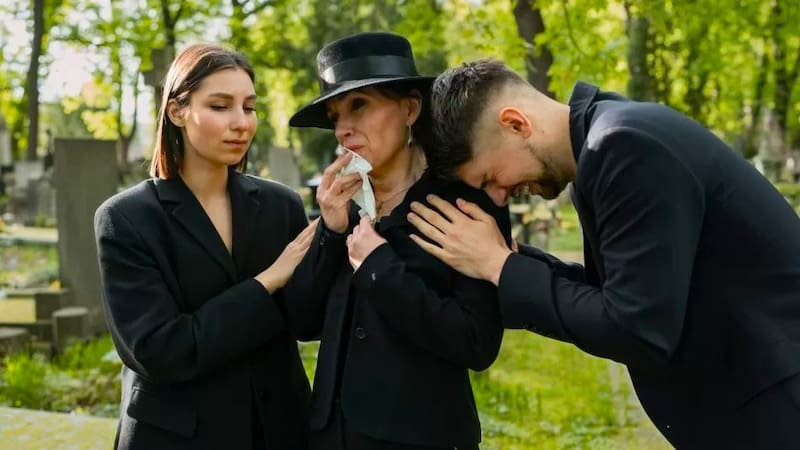 Hacienda puede considerar herencia encubierta retirar dinero de una cuenta bancaria tras un fallecimiento. Qué implica el Impuesto de Sucesiones y cómo evitar sanciones.