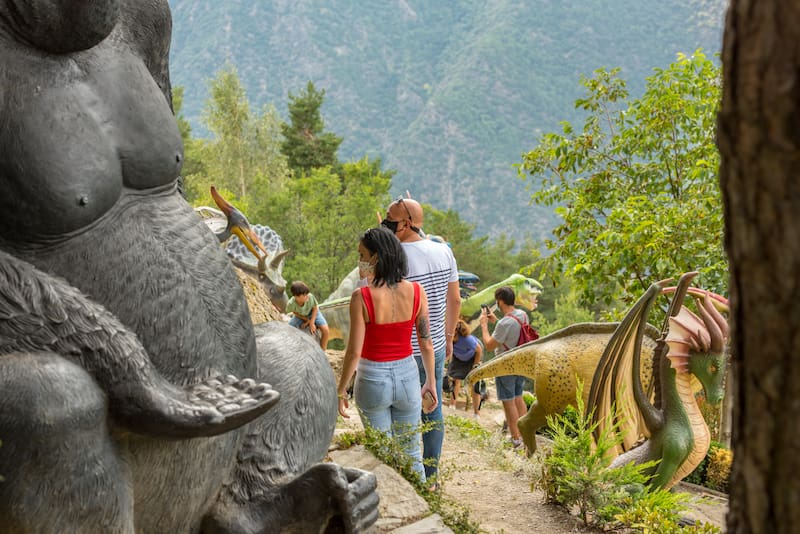 El paseo por los jardines permite disfrutar de un plan accesible y sin horarios, pensado para una visita familiar en plena montaña andorrana.