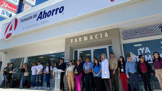 Farmacias del Ahorro se sube a la ola de la IA y busca ahorrar 100,000 horas de trabajo al año