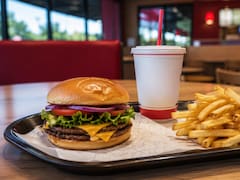 Popular fast food chain permanently closes another US restaurant as nationwide shutdown plan continues