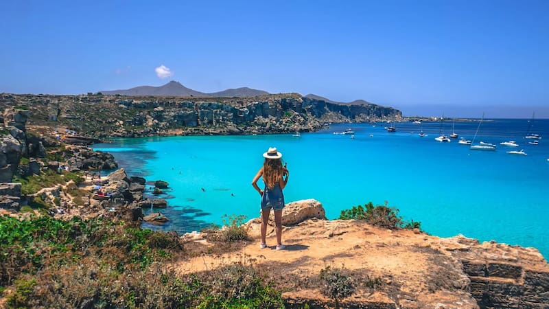 La isla mágica que aparece en La Odisea y está volviendo locos a todos los turistas argentinos.