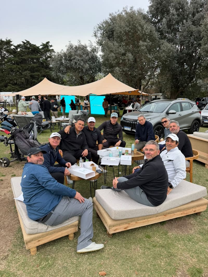 Fecha dos de El Cronista Open Golf (El Cronista)