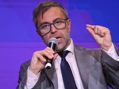 Cae la demanda por el Bonar 2028: alertan que sin Wall Street no alcanza para rollear deuda en dólares