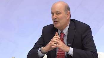 Para Sturzenegger, las regulaciones que frenan a las pymes benefician a las grandes empresas: “Son como los velociraptors”